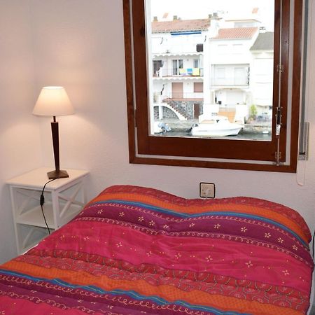 Apartamento con bonitas vistas al canal ref 337 Empuriabrava Bagian luar foto